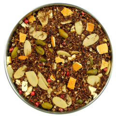 Aerial view of a rooibos tea with gingerbread flavour