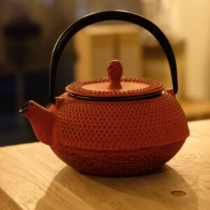Shihezi Red Cast Iron Teapot (0.3 Litre)