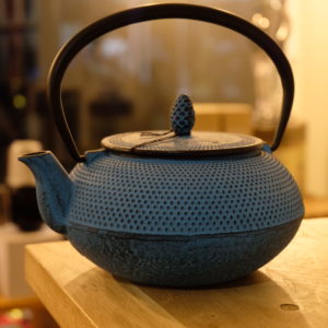 Sorano Turquoise Cast Iron Teapot (0.6 Litre)