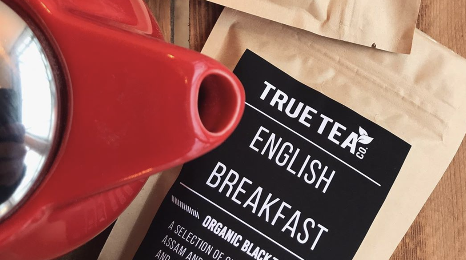 english breakfast black tea with assam and sumatra tea leaves